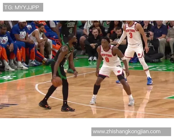 布朗强势突破防守完成上篮并成功制造21精彩瞬间