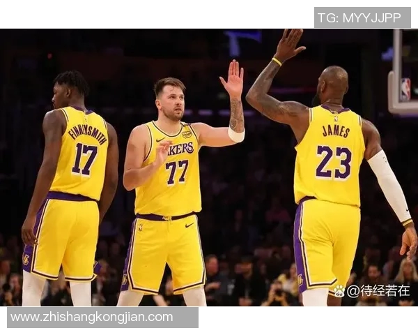 詹姆斯豪取33分17篮板东契奇贡献21分13助攻湖人战胜森林狼迎来四连胜 詹姆斯豪取33分17篮板东契奇贡献21分13助攻湖人战胜森林狼迎来四连胜