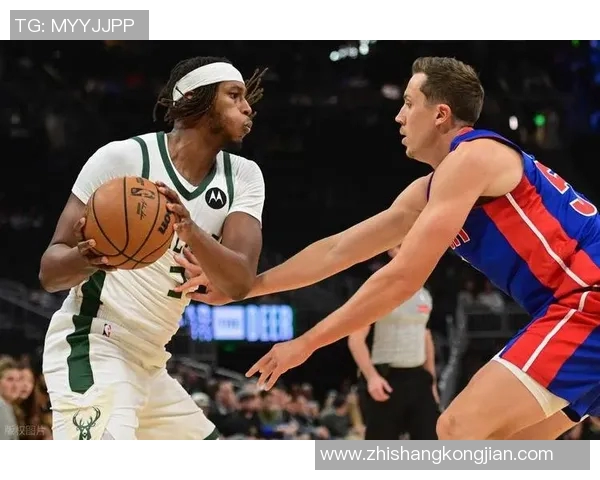 坎宁安盛赞队友克林特曼:冲抢篮板亮眼,多才多艺 坎宁安盛赞队友克林特曼:冲抢篮板亮眼,多才多艺