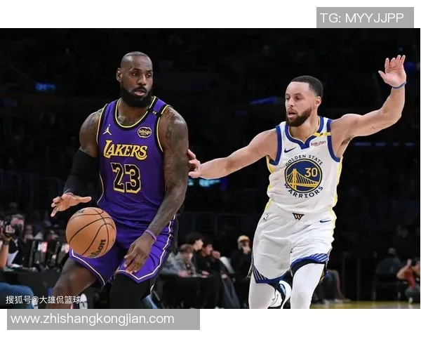 詹姆斯:库里在场上最危险的时刻,就是他开始打无球的时候 詹姆斯:库里在场上最危险的时刻,就是他开始打无球的时候